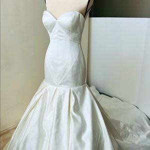 Matty by Matthew Christopher Wedding Strapless Dress NWT Small